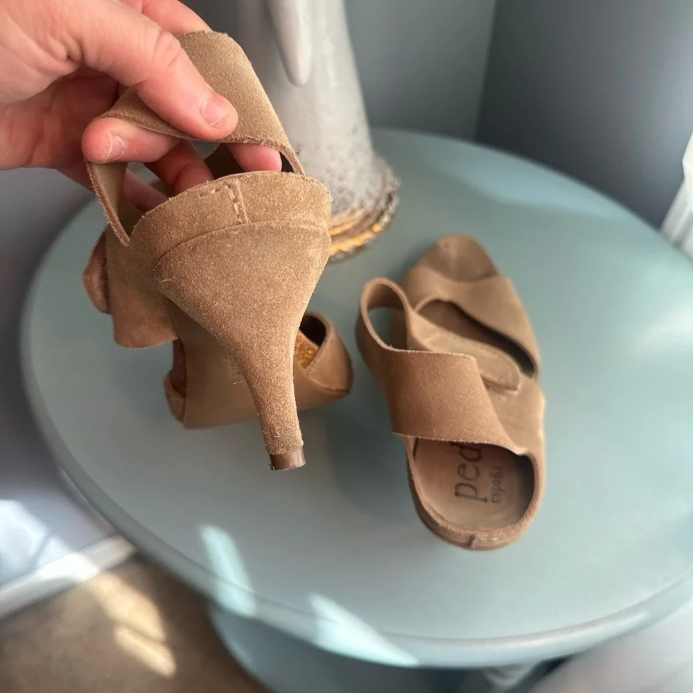 Pedro Garcia‎ Womens Wedge Sandals Size 37 Tan Suede Ankle Strap Bohemian